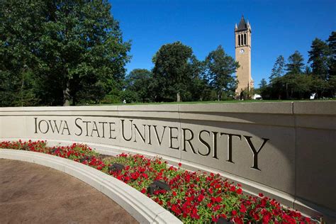 the university of iowa address|iowa state university street address.